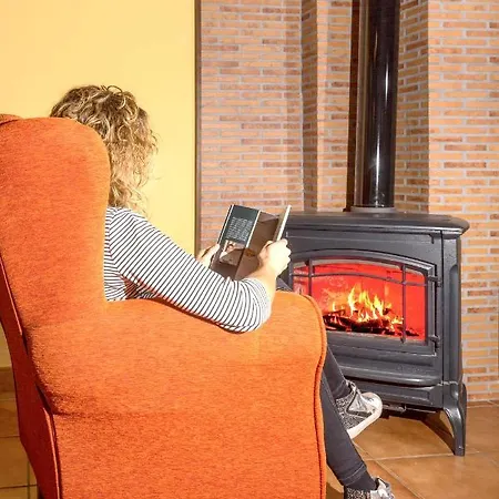 Holiday home Charming House In With Garden.