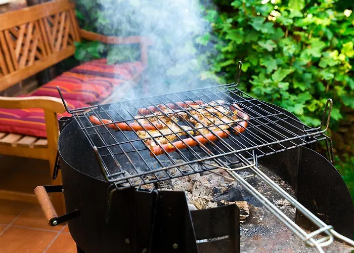 Charming House In With Garden. 別荘 *