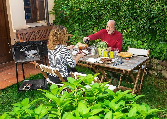 Charming House In With Garden. *